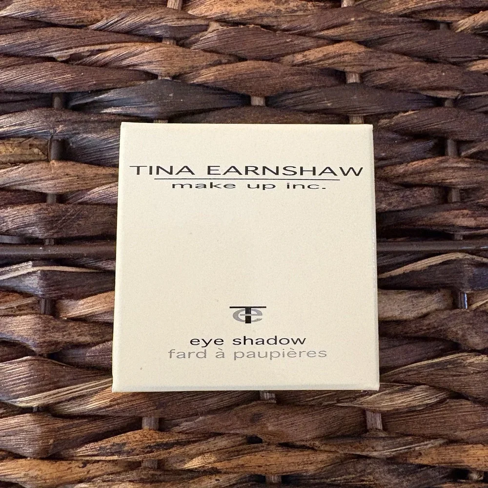 Arisan By Tina Earnshaw Makeup Inc., Cosmetics Shade Fawn Eyeshadow